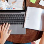Escribir a mano o en computadora: cuál es la mejor opción para estudiar