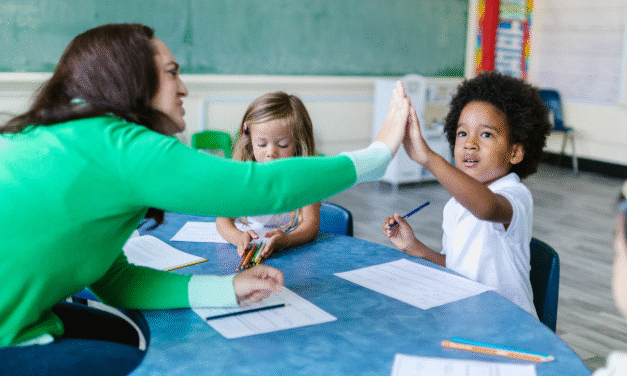 Cómo enseñar sin premios ni castigos en el aula