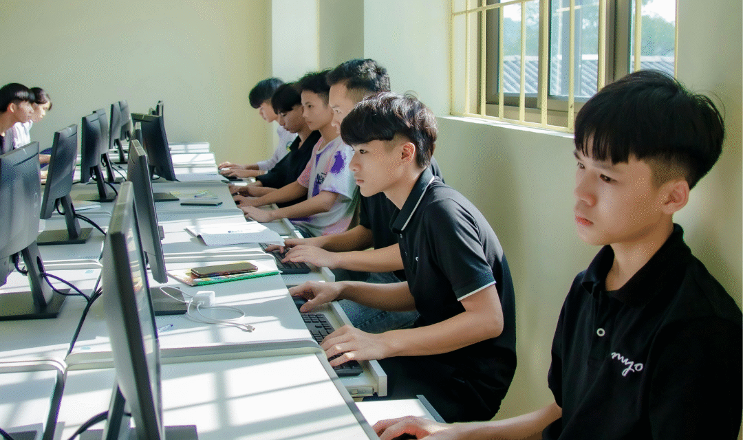 Usar la inteligencia artificial como compañera de aprendizaje en la redacción