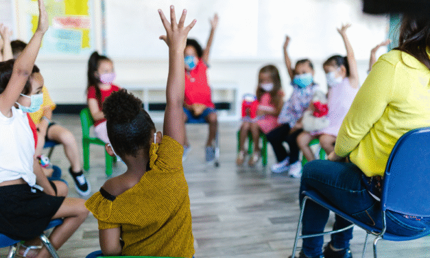 Pensamiento sistémico escolar: una nueva manera de aprender, convivir y transformar