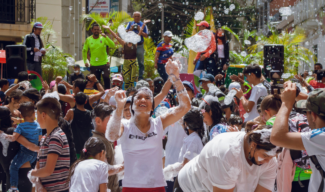 Formar pensamiento crítico en la escuela utilizando efemérides