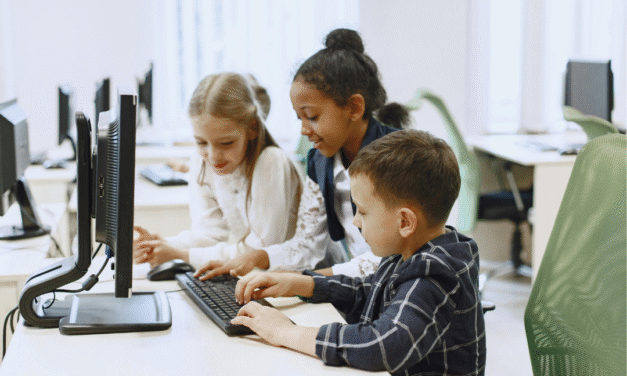 Tradición y modernidad en el aula: una alianza que transforma el aprendizaje