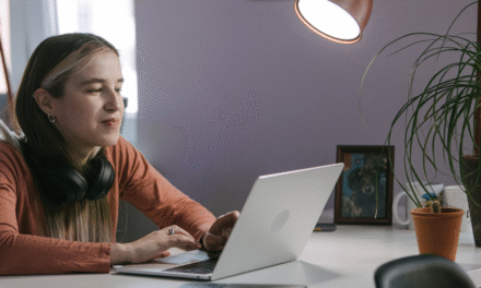 La importancia de enseñar ciudadanía digital en un mundo conectado