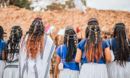 El legado educativo de las mujeres sabias que marcaron la historia humana