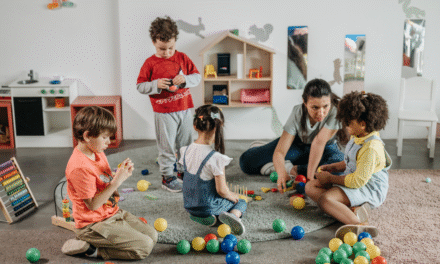 Empatía en la infancia: el aprendizaje que mejora todo en el aula