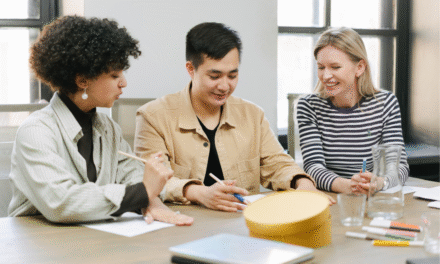 Vocación docente en tiempos difíciles: caminos para fortalecerla