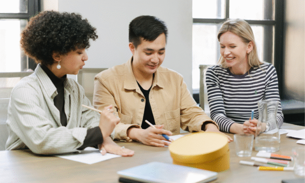 Vocación docente en tiempos difíciles: caminos para fortalecerla