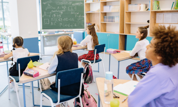 Aprender sin pantallas: los saberes que siguen vigentes en toda época