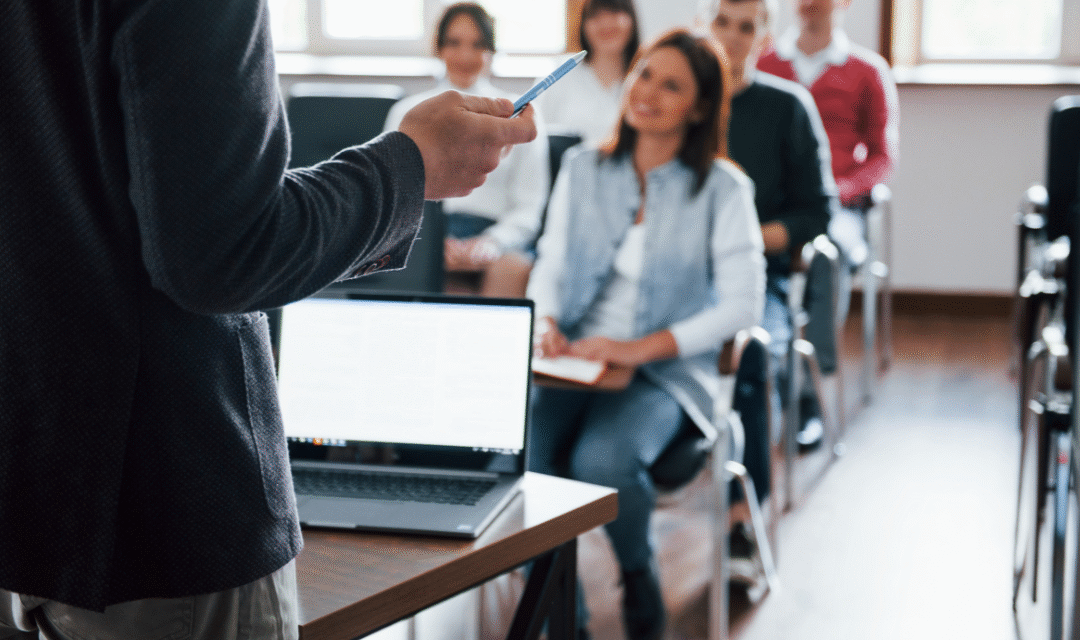 La formación inicial docente que necesitan las escuelas de hoy