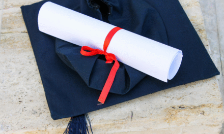 Diplomas editables gratis para actos y fin de curso