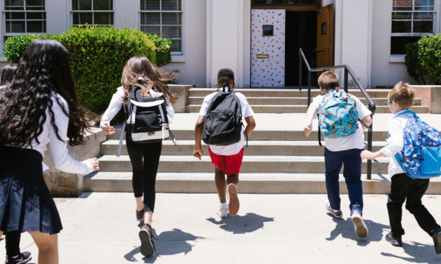 Educación en movimiento: estrategias para estudiantes desplazados