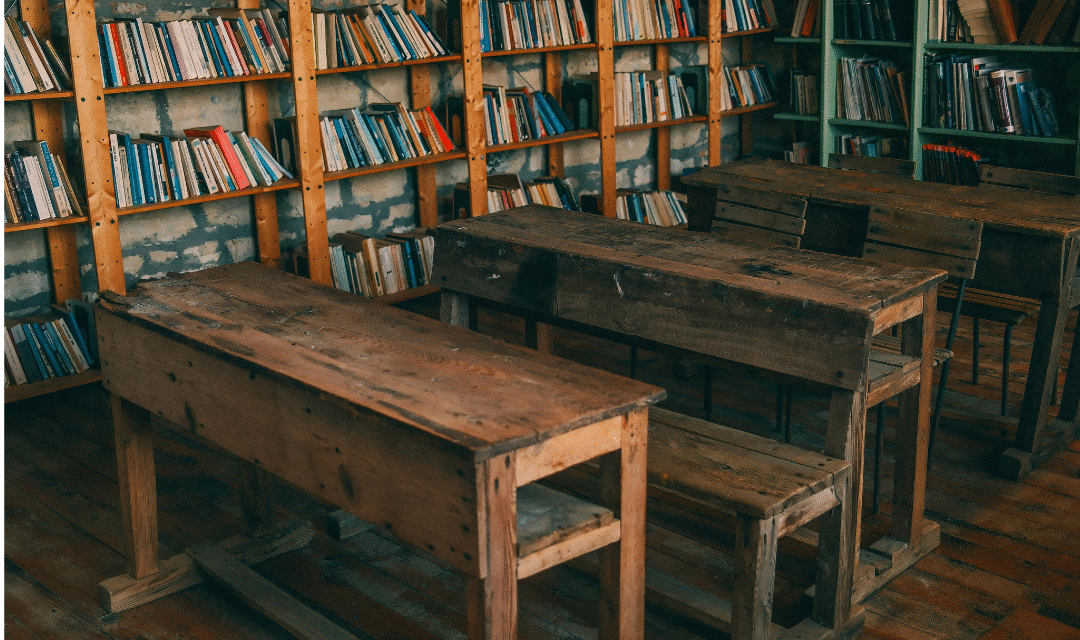 Financiamiento educativo mundial: qué cambia en 2025 y cómo afecta a estudiantes y docentes