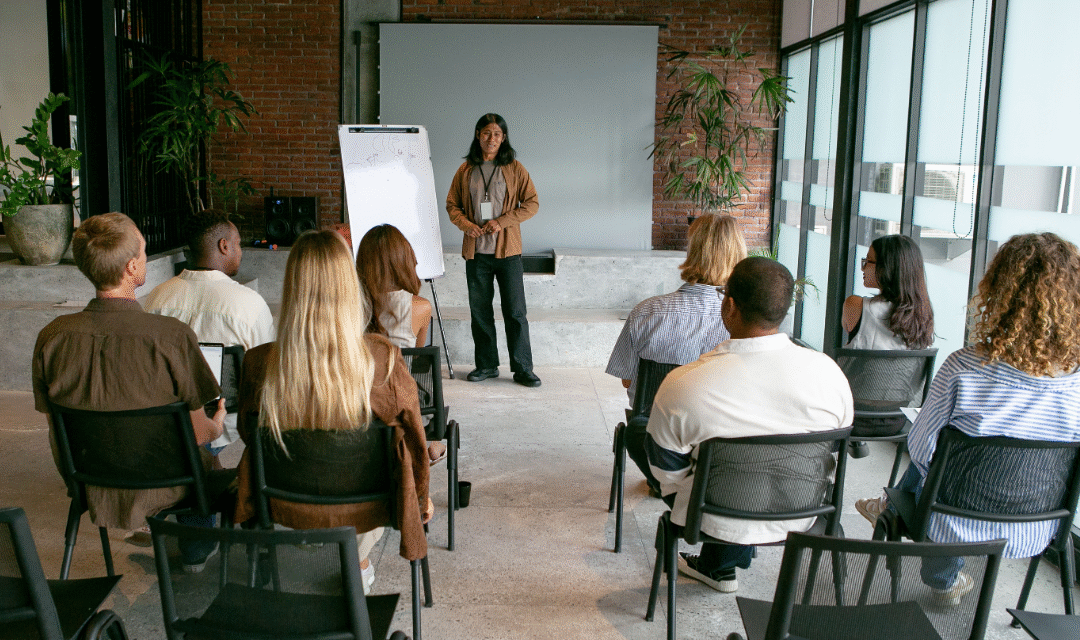 Formación docente continua: el rol del formador profesional