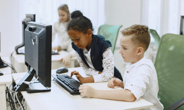 Pensamiento computacional en la escuela: el caso uruguayo que inspira