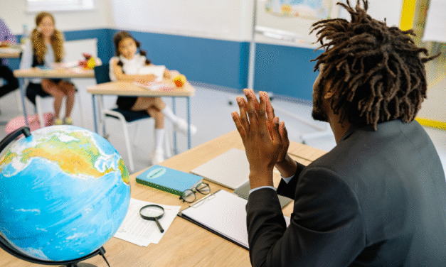 De la sobrecarga al bienestar: cambios posibles en la cultura escolar