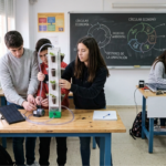 De la escuela al empleo sustentable a costo cero: la guía de orientación verde que elimina deudas